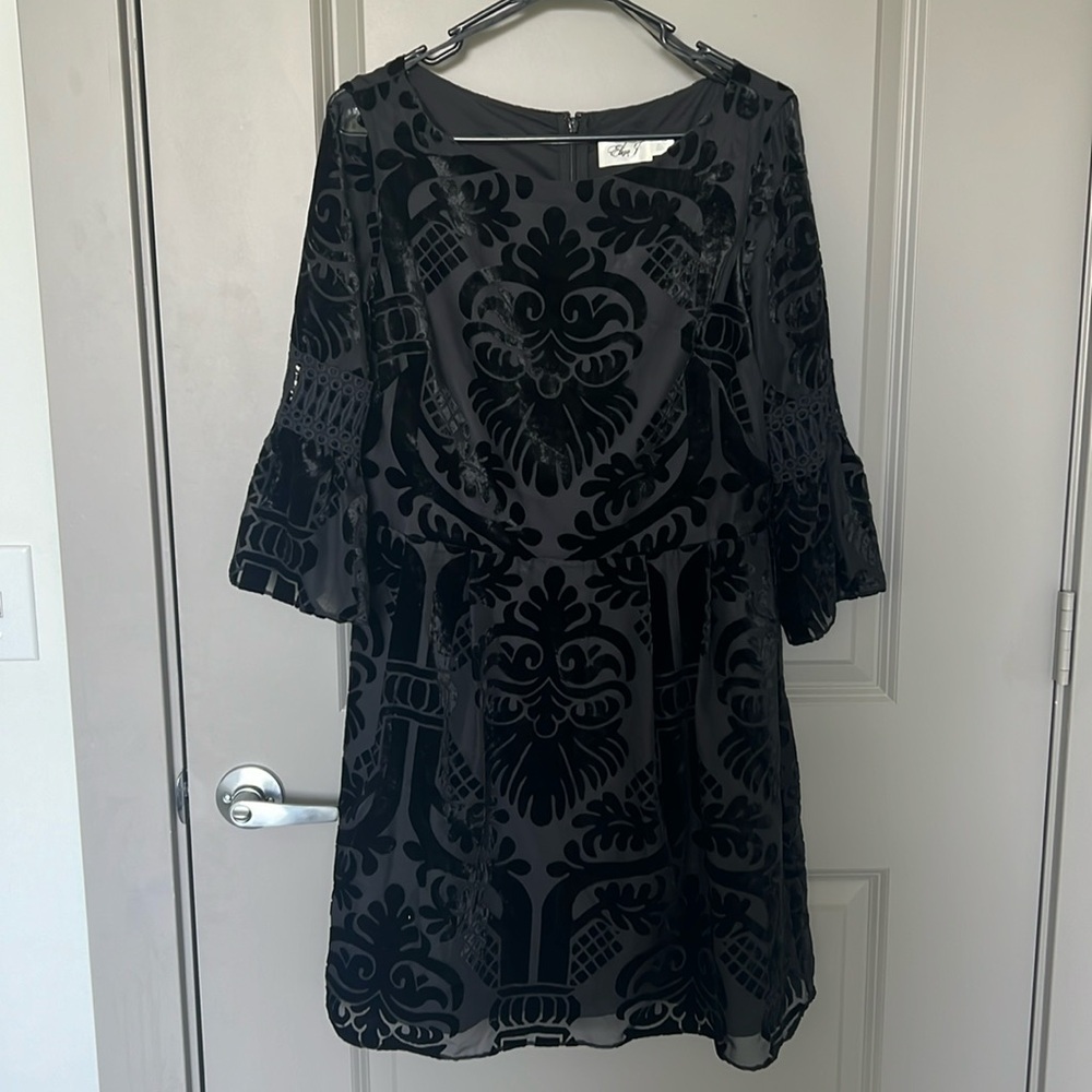 Black, short, formal dress, 12P, velvet dress, never worn
